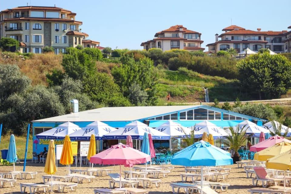Atlantis Atmosphere Apartment Burgas Luaran gambar